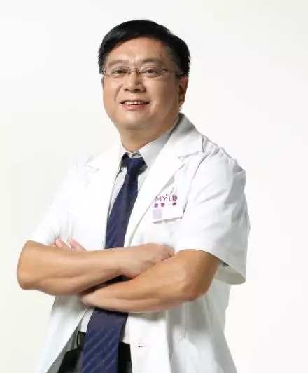 郭杰成为中国非公立医疗机构协会届常务委员