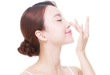 玻尿酸隆鼻效果怎么样,能维持多长时间？